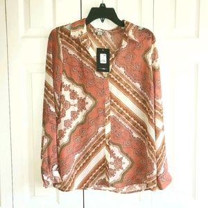 FN Pink Paisley Shirt Size M(Juniors)